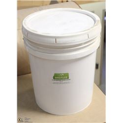40LB PAIL OF PC09 BROWN IRON OXIDE CONCRETE