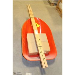 ERIE 6 CU FT METAL WHEELBARROW COMPLETE ON CHOICE