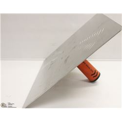KRAFT MAGNESIUM HAWK 13" X 13"