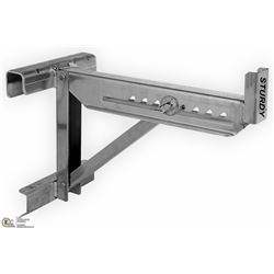 PAIR OF STURDY MODEL 670 ALUMINUM LADDER JACKS