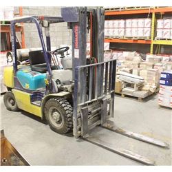 KOMATSU FG25T-12 FORKLIFT