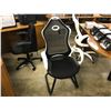 Image 1 : BLACK AND WHITE ERGONOMIC SLED BASE CLIENT CHAIR