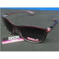 New women's Foster Grant Sunglasses
