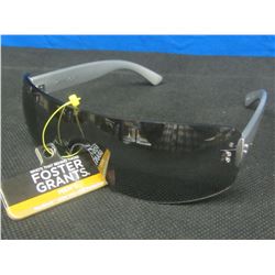 New Mens Foster Grant Sunglasses / 100% uv protection