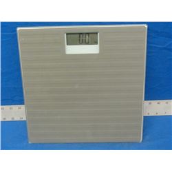 New Bathroom weigh Scale / non slip surface / LED
