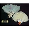 Image 1 : Mother of pearl opera glasses and two feather