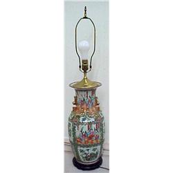 Rose Medallion lamp, handled urn form, foo do