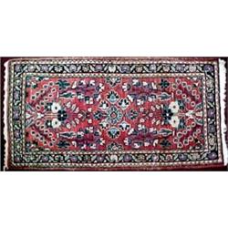 Hand tied Oriental throw rug "Sarouk", mid 20