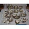 Image 1 : Large Set English Mayott China (This Hunter)