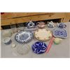 Image 1 : Lot OF Assorted Dishware