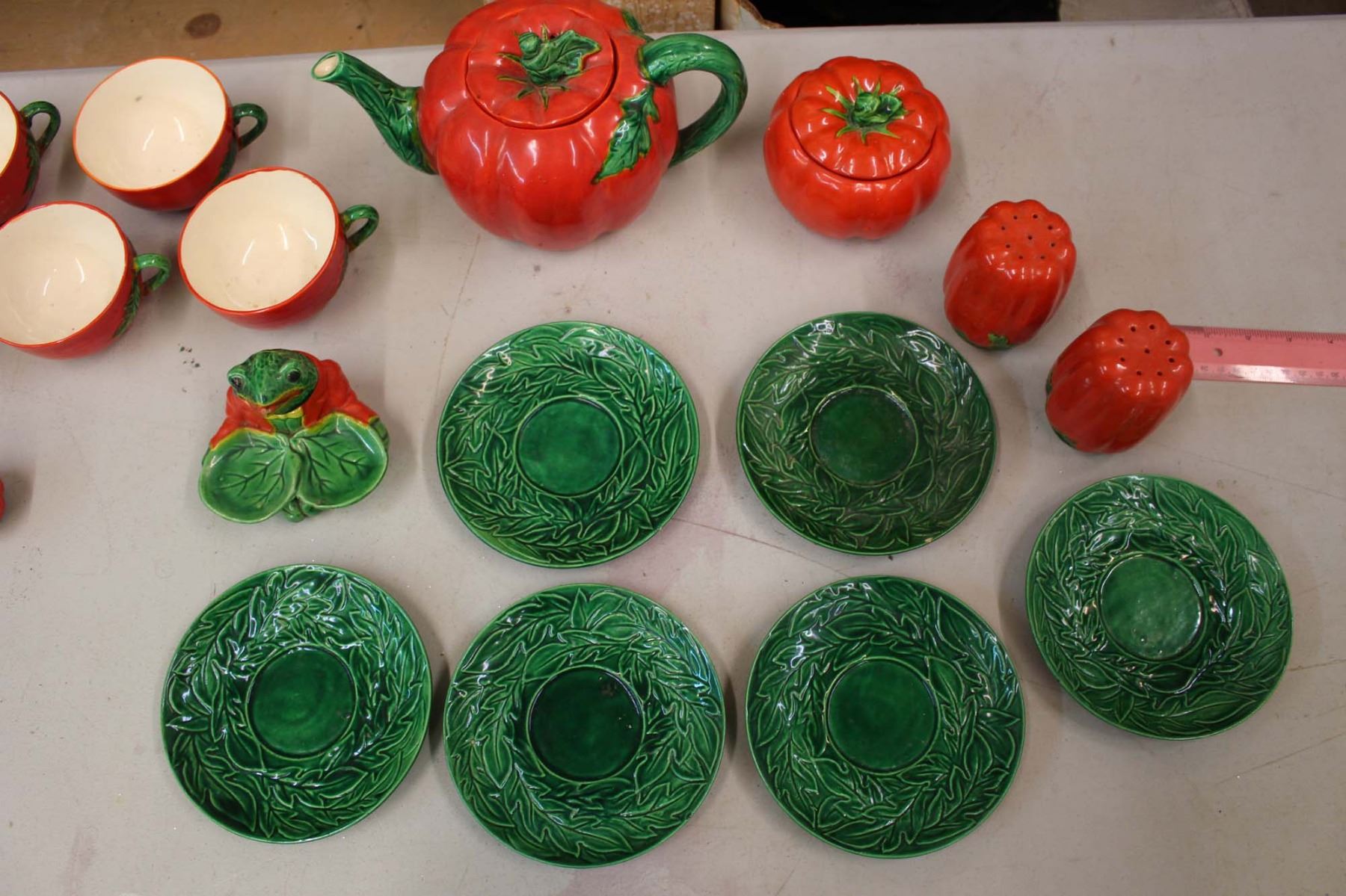 Lot of Tomato Dishware Teapot, Cups & Saucers (Made In Occupied Japan)