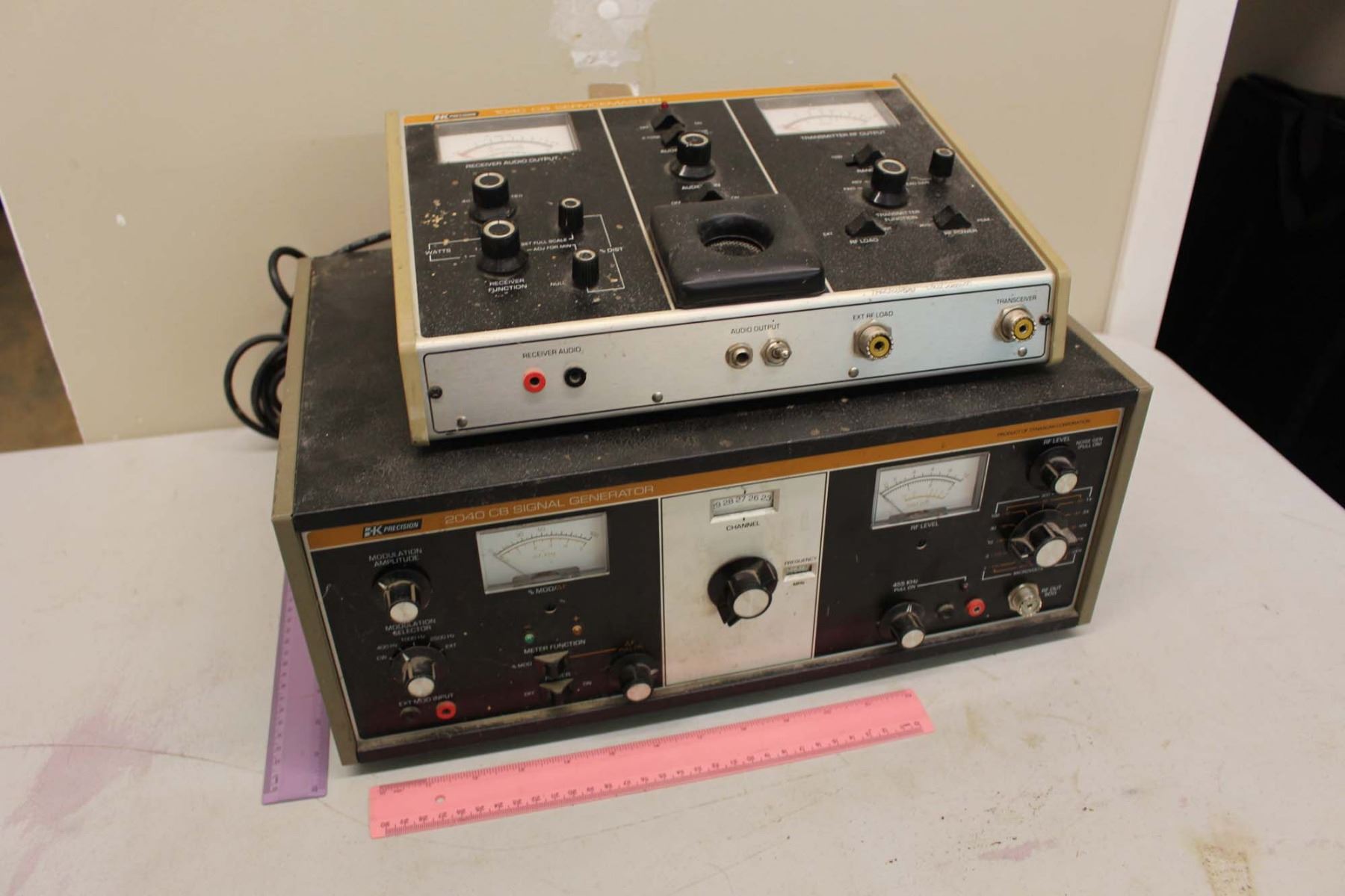 2040 CB Signal Generator & 1040 CB Service Master
