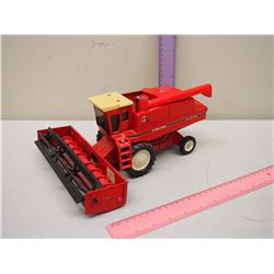 ERTL International Harvester Axial-Flow Combine Model