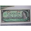 Image 2 : Lot of 8 1967 One Dollar Canadian Bank Notes