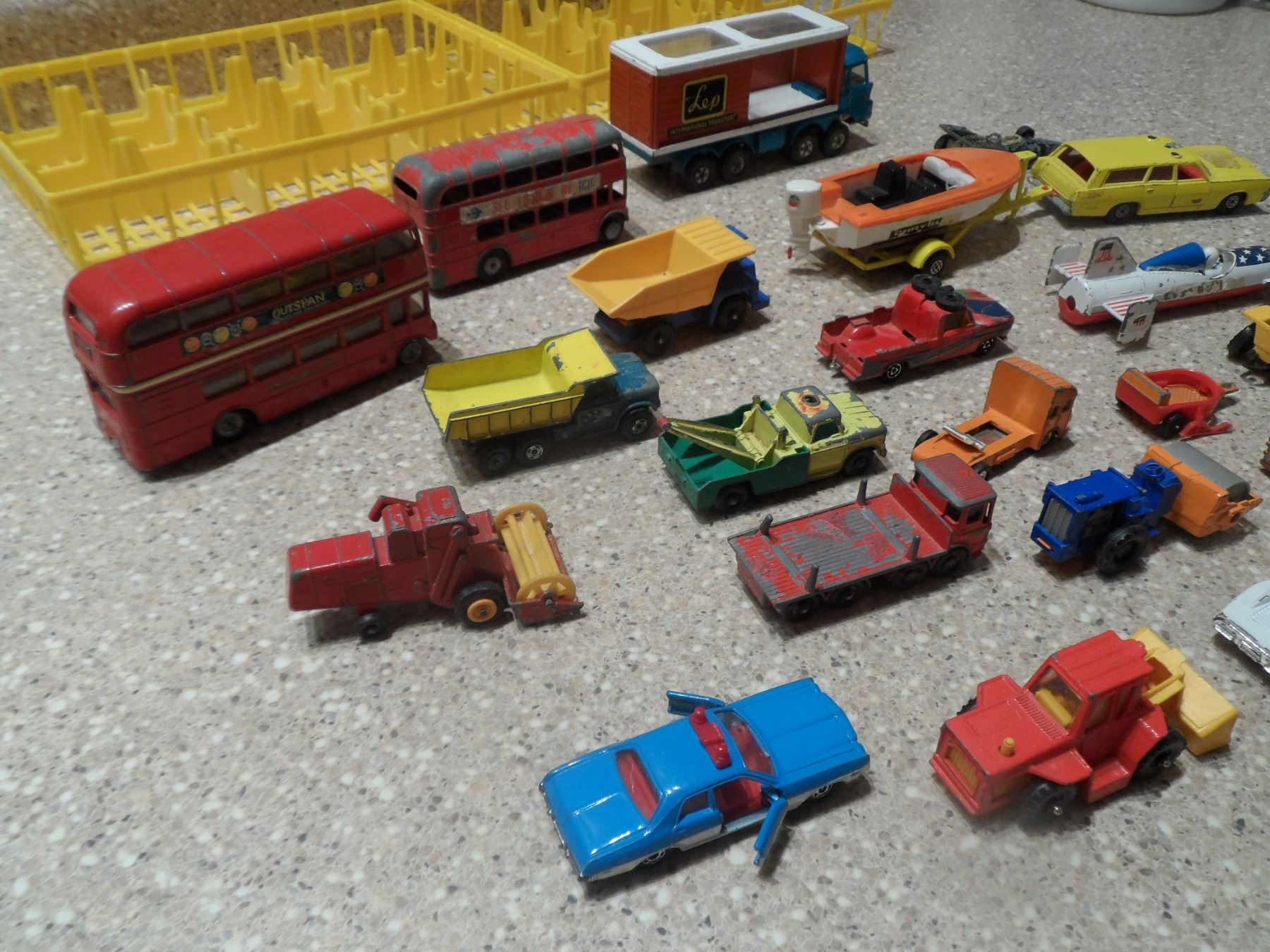 Lot of 20 Vintage Matchbox Lesney & Other Toy Cars/Vehicles