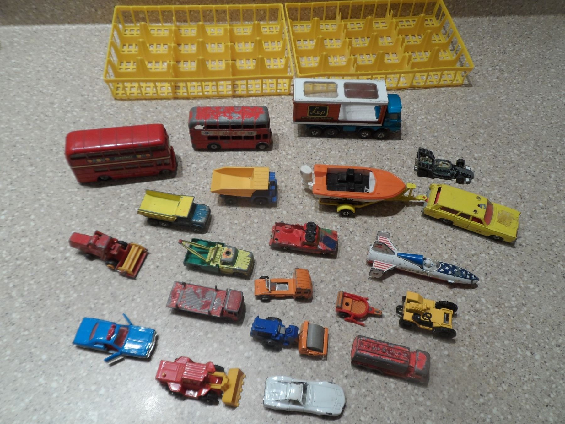 Lot of 20 Vintage Matchbox Lesney & Other Toy Cars/Vehicles