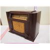 Image 3 : Vintage Philco Radio