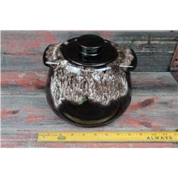 Royal Canadiain Art Pottery Bean Pot