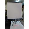 Image 1 : Portable Projector Screen