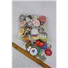 Image 3 : 120+ Vintage Pin Back Buttons