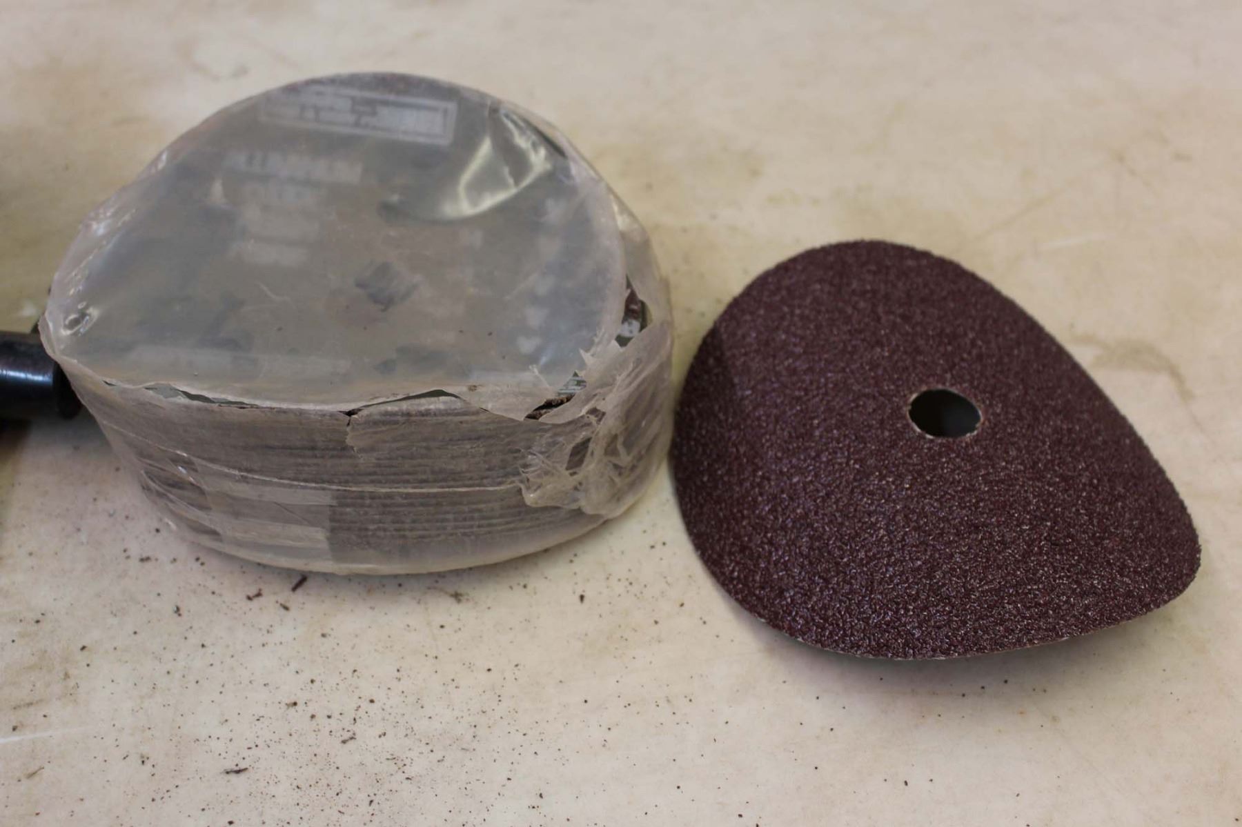 Black & Decker Sander/Polisher w/Sand Paper (Working)