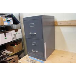 Metal Filing Cabinet (28" x 18" x 15")