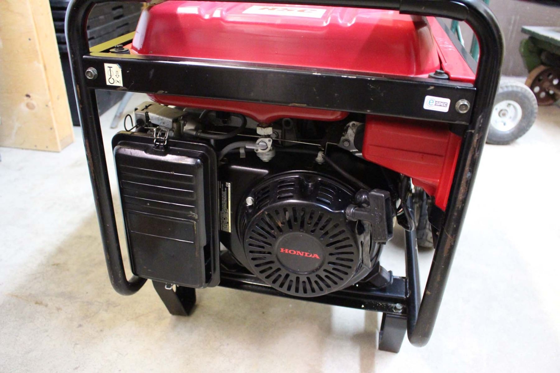 Generator Honda EB 6500 X NOT WORKING for parts only, Has Wheels. (29