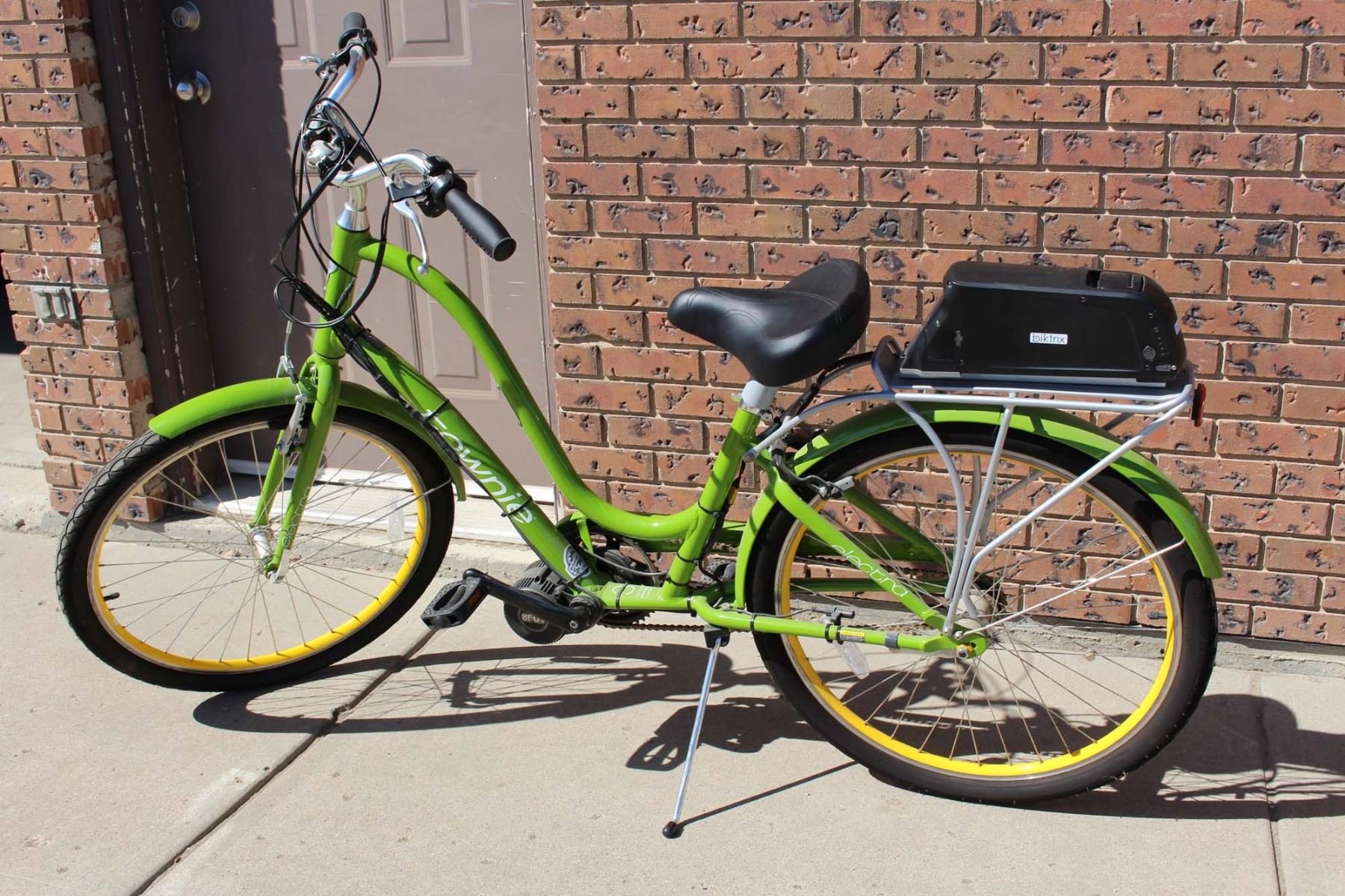 Green Townie Electric Bike, Only Used 65km