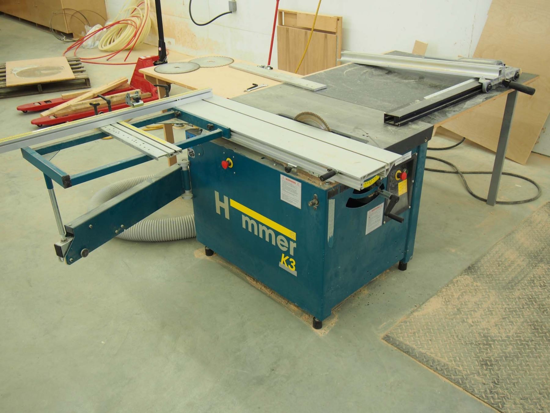 Hammer K3 Table Saw, 12" Blades Comes W/ 3 Blades, 220V
