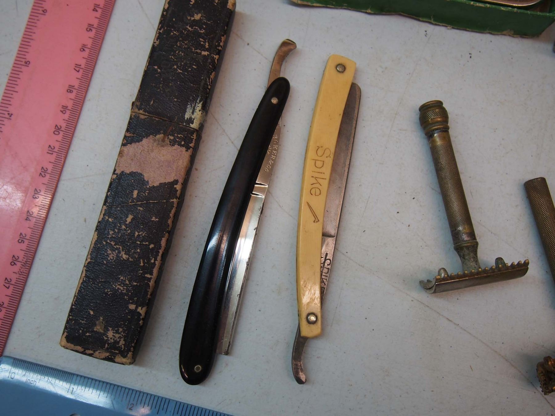 Lot of Vintage Razors