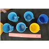 Image 2 : Plastic Kool-Aid Pitcher & Cups