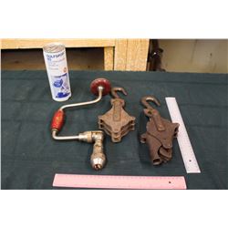 Gulfsport 40 2 Cycle Engine Oil, A Hand Drill & Pulleys (2)