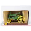 Image 2 : ERTL NIB John Deere 1937 Model "G" Tractor Toy Model- 1:16 Scale