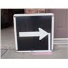Image 1 : Metal Road Sign- Arrow Pointing Right (24" x 24")