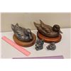 Image 1 : (2) Duck Sculptures and (2) Small Soap Stone Figures