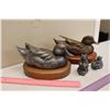 Image 2 : (2) Duck Sculptures and (2) Small Soap Stone Figures