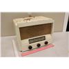 Image 1 : Vintage RCA Victor Radio