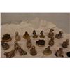 Image 2 : Red Rose Wade Figurines (19)