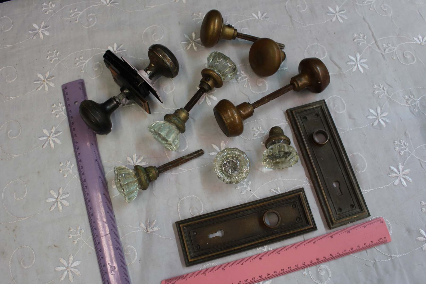 Lot of Vintage Door Knobs & Hardware
