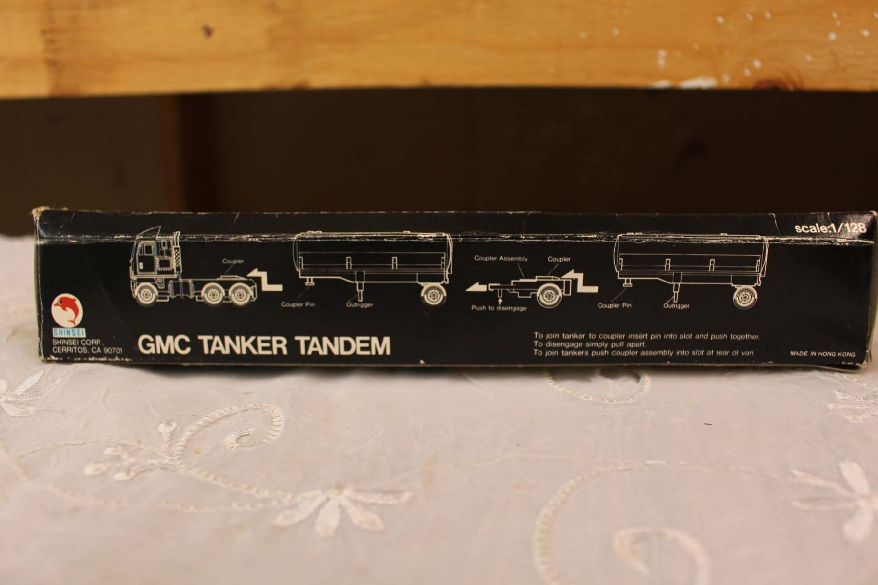 SHINSEI MINI POWER - YELLOW GMC TRUCK AND SHELL TANKER TANDE (Gebraucht) in Cousset für CHF 25