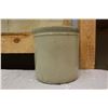 Image 5 : Vintage One Gallon Red Wing (Large Wing) Crock