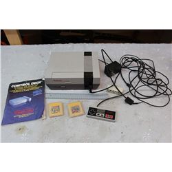 1985 Nintendo Entertainment System - Includes Donkey Kong Land Game