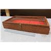 Image 2 : Wooden Display Case - 18" x 10.5" x 3.5"