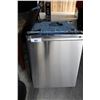 Image 1 : BOSCH STAINLESS STEEL BUILT-IN DISHWASHER