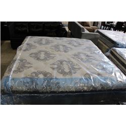 KING SIZE SERTA MATTRESS