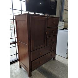 5 DRAWER DRESSER