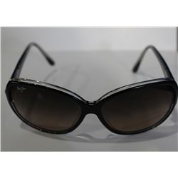 MAUI JIM SUNGLASSES WITH CASE