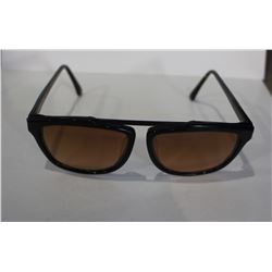 SERENGETI SUNGLASSES WITH CASE