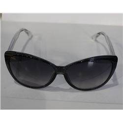 MARC BY MARC JACOBS SUNGLASSES WITH CASE