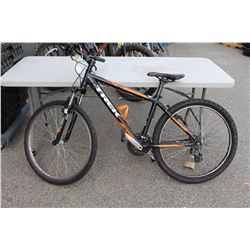 TREK BLACK AND ORANGE WOMENS MOUNTAIN BIKE